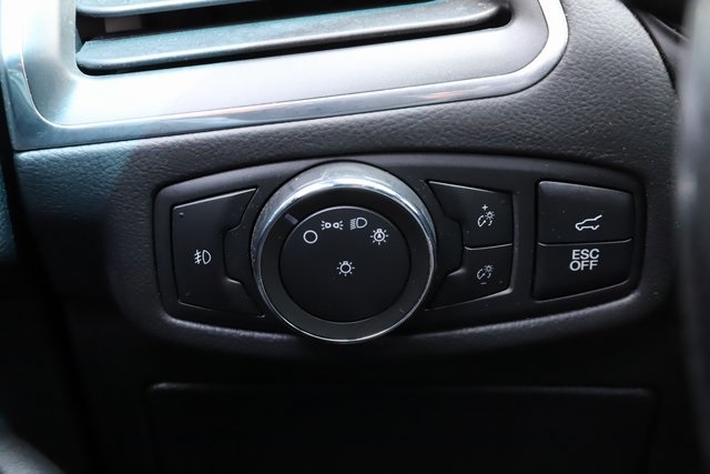 Vehicle image 29 of 33