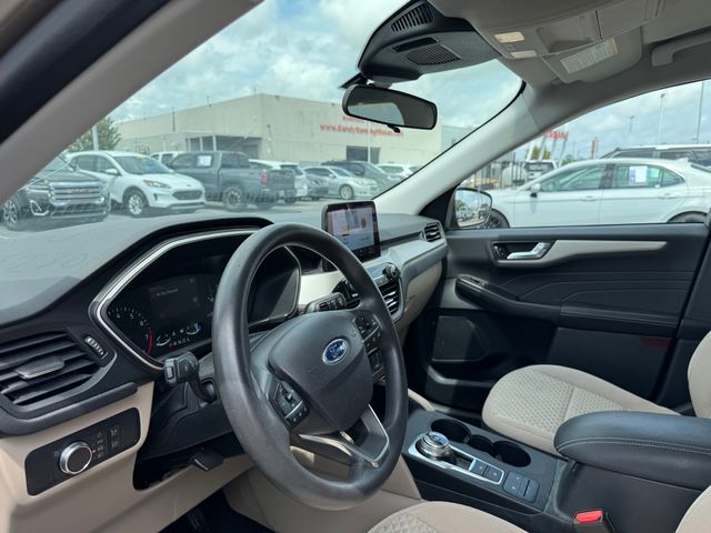 Vehicle image 29 of 33