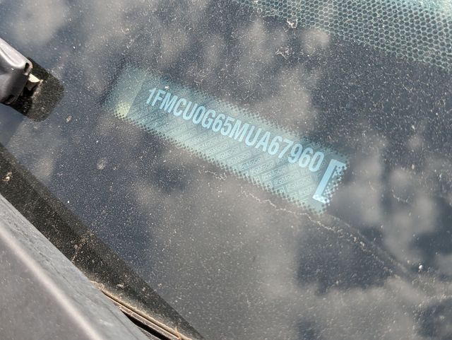 Vehicle image 12 of 33