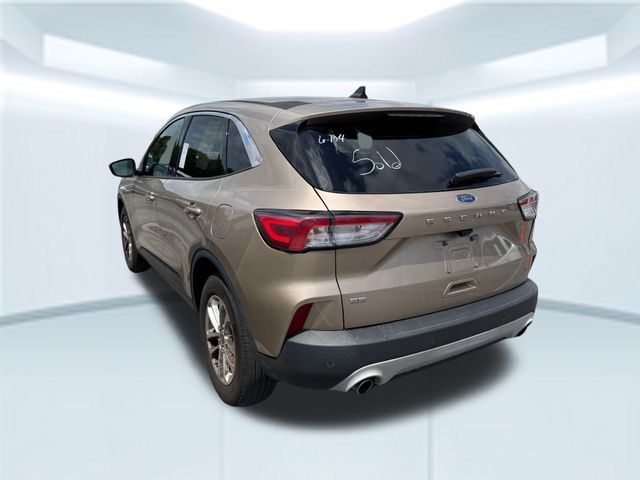 Vehicle image 10 of 33