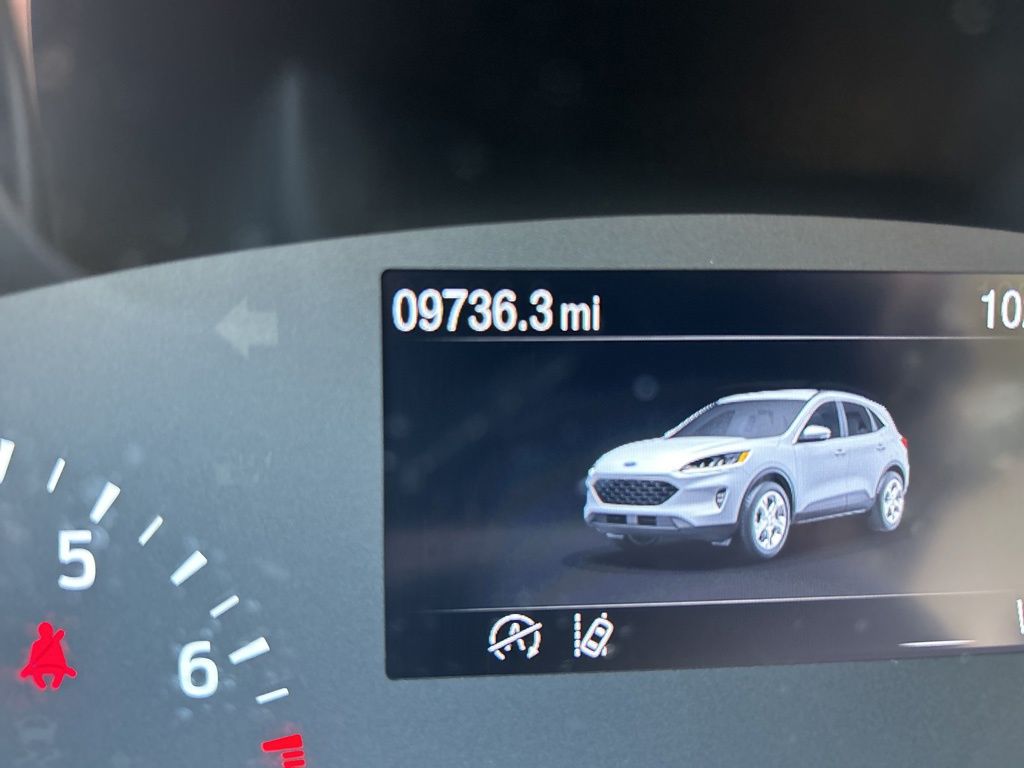 Vehicle image 19 of 51