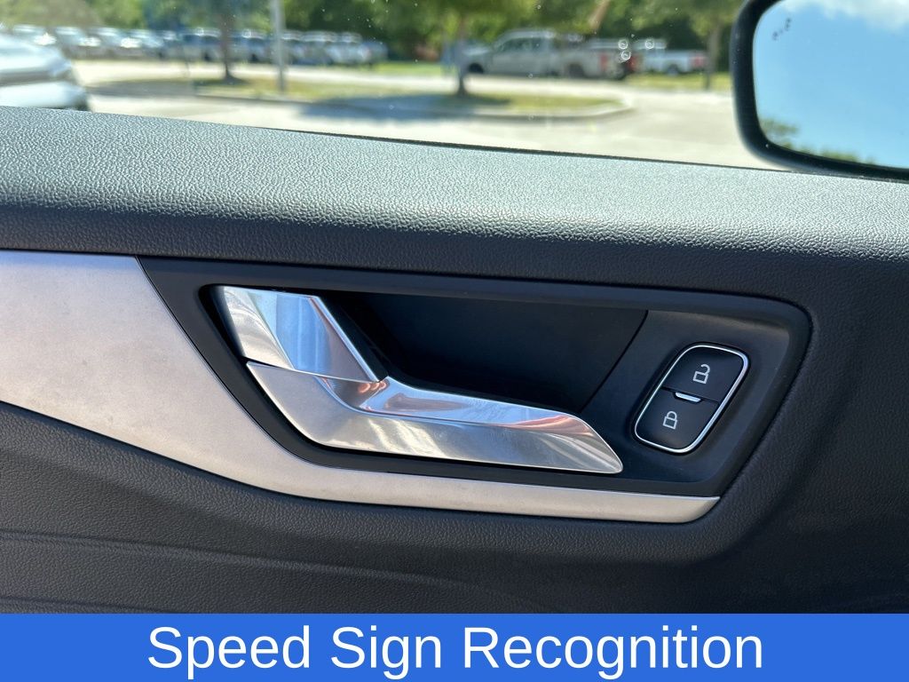 Vehicle image 12 of 51
