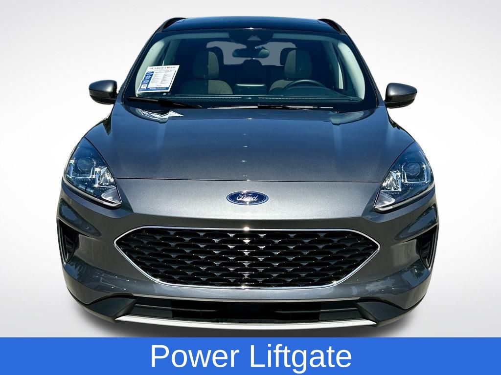 Vehicle image 2 of 51