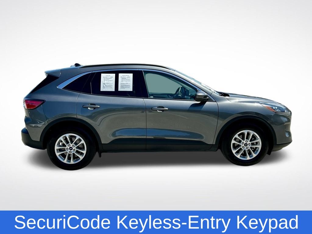 Vehicle image 4 of 51