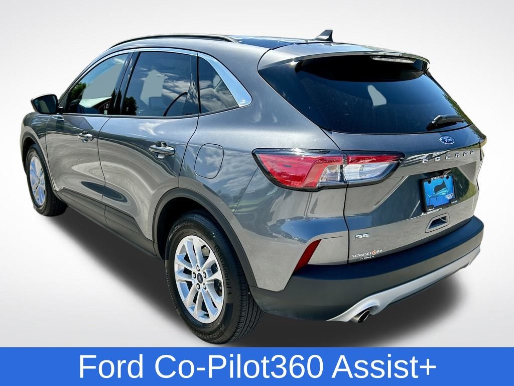 Vehicle image 7 of 51