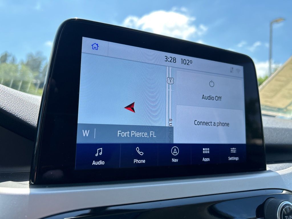 Vehicle image 26 of 51