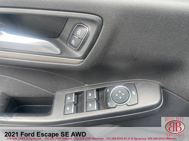 Vehicle image 12 of 15
