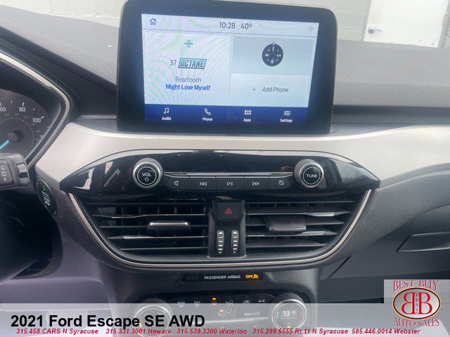 Vehicle image 14 of 15
