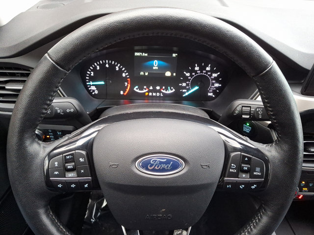 Vehicle image 18 of 29