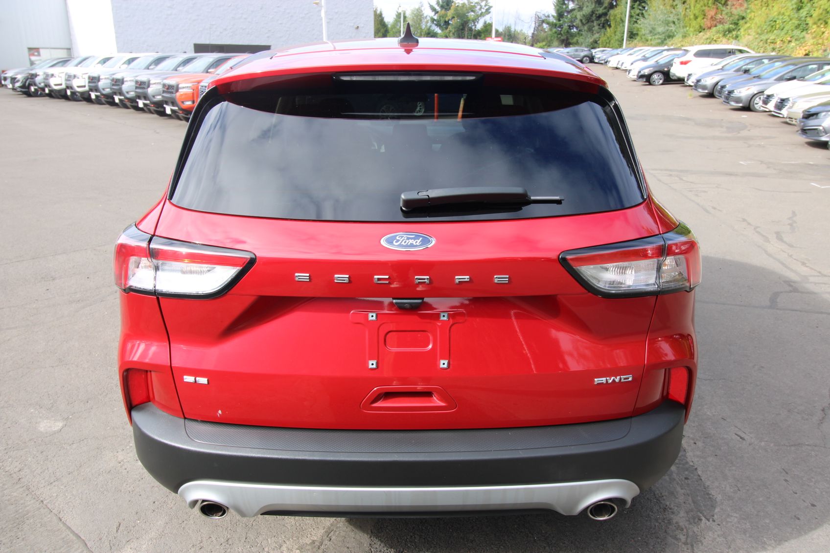 2021 Ford Escape SE Image 6 of 32