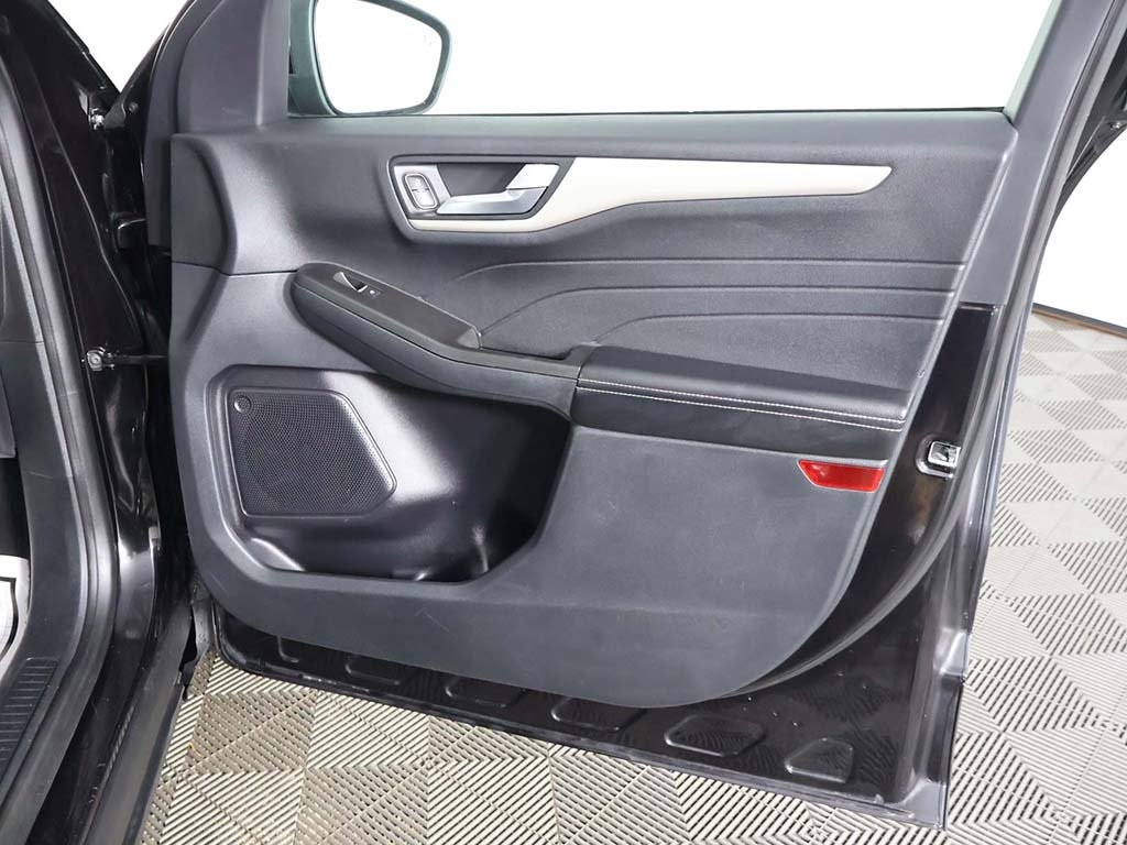 2021 Ford Escape SE Image 38 of 51