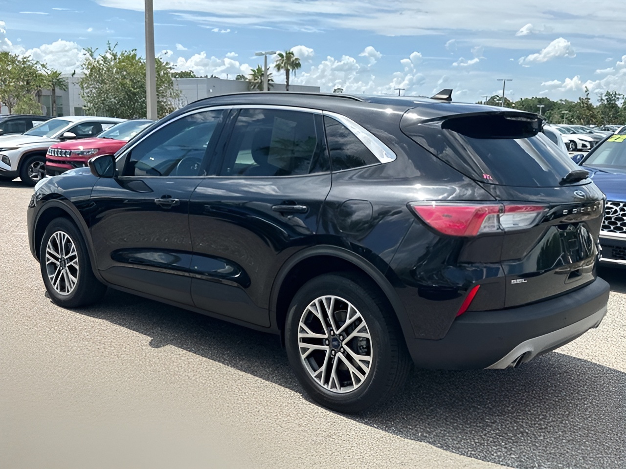 Vehicle image 46 of 47