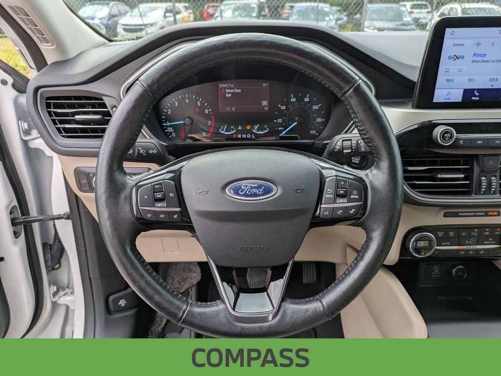 Vehicle image 18 of 33
