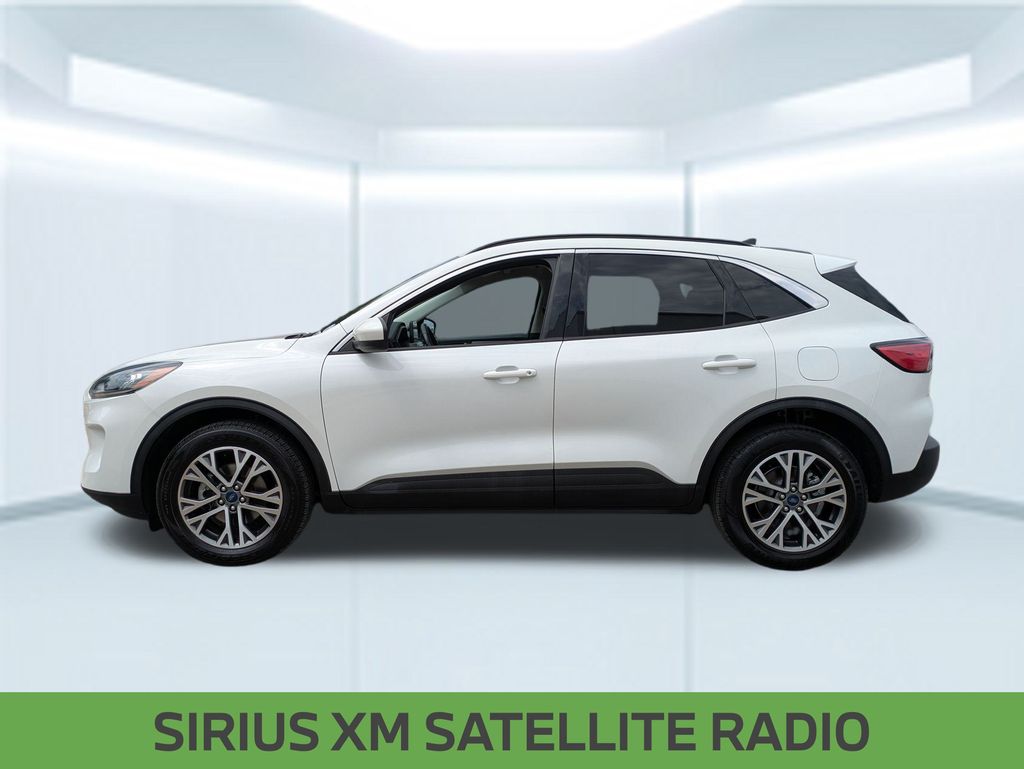 Vehicle image 9 of 33