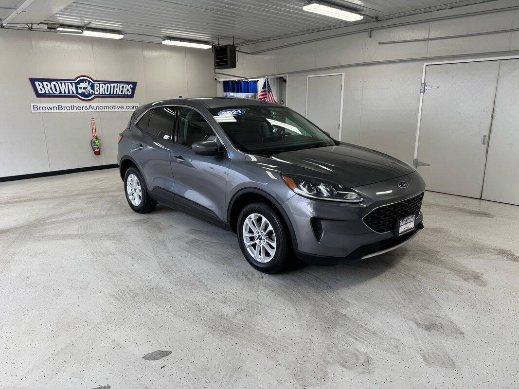 2021 Ford Escape SE Image 1 of 49
