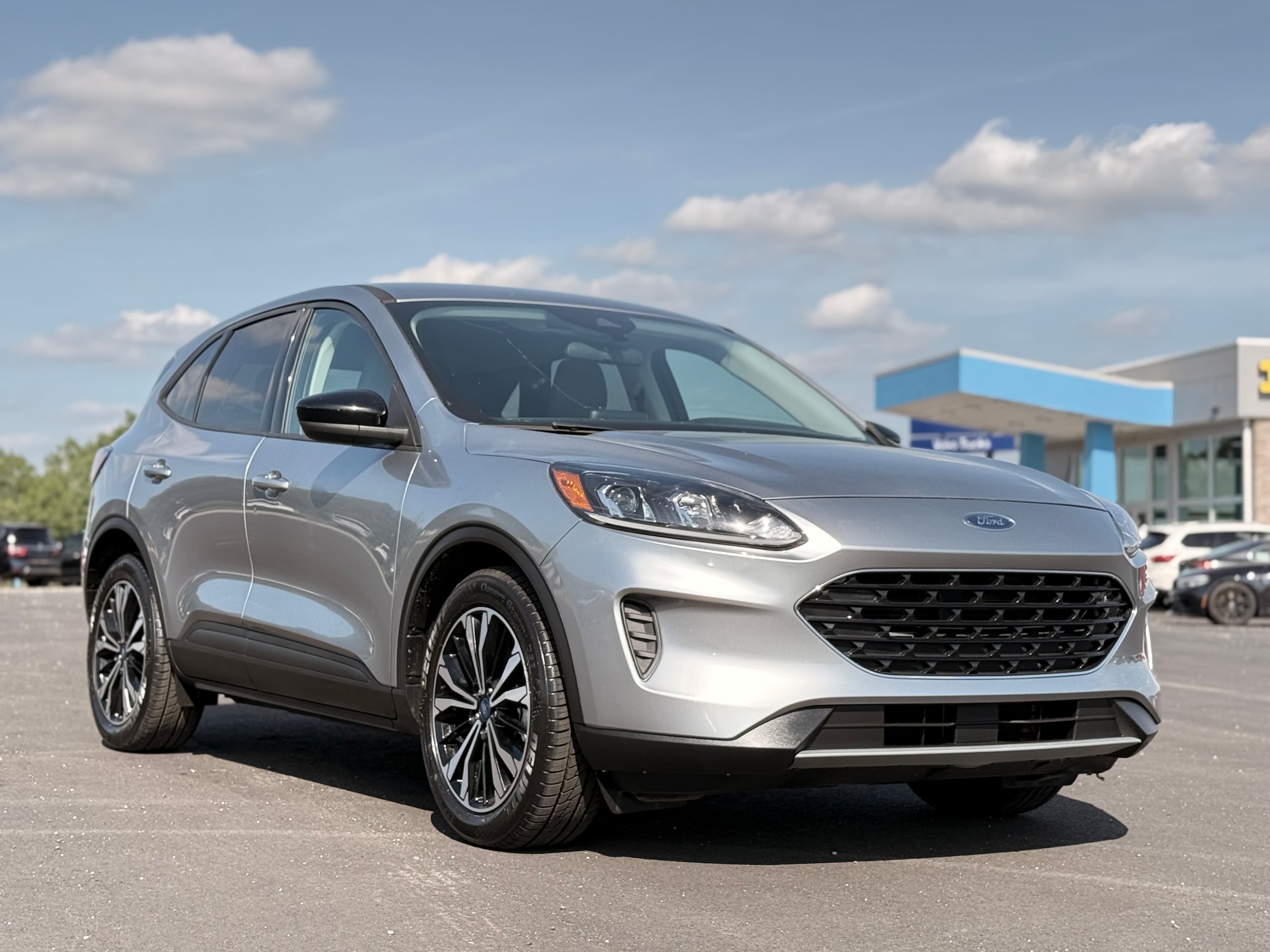 Vehicle image 4 of 35