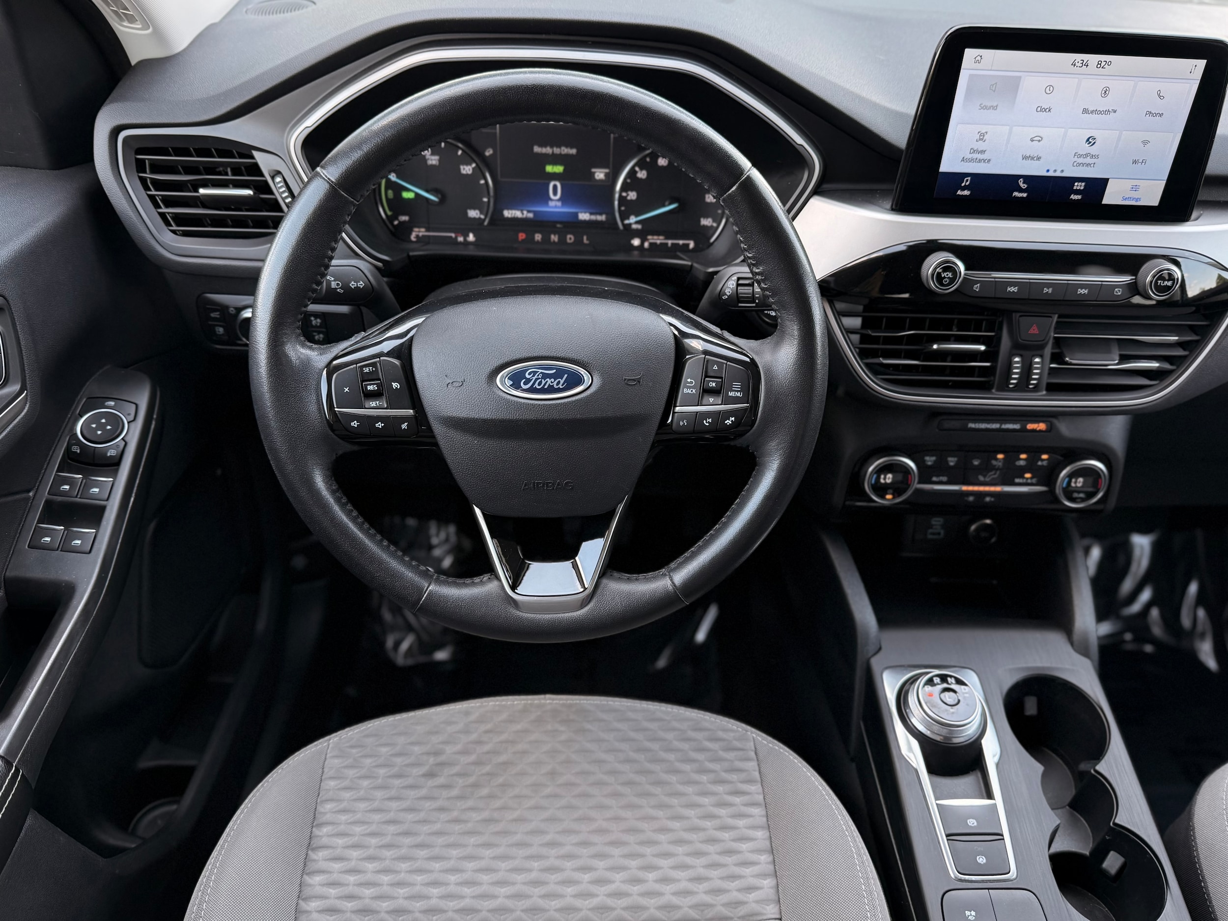 Vehicle image 27 of 35