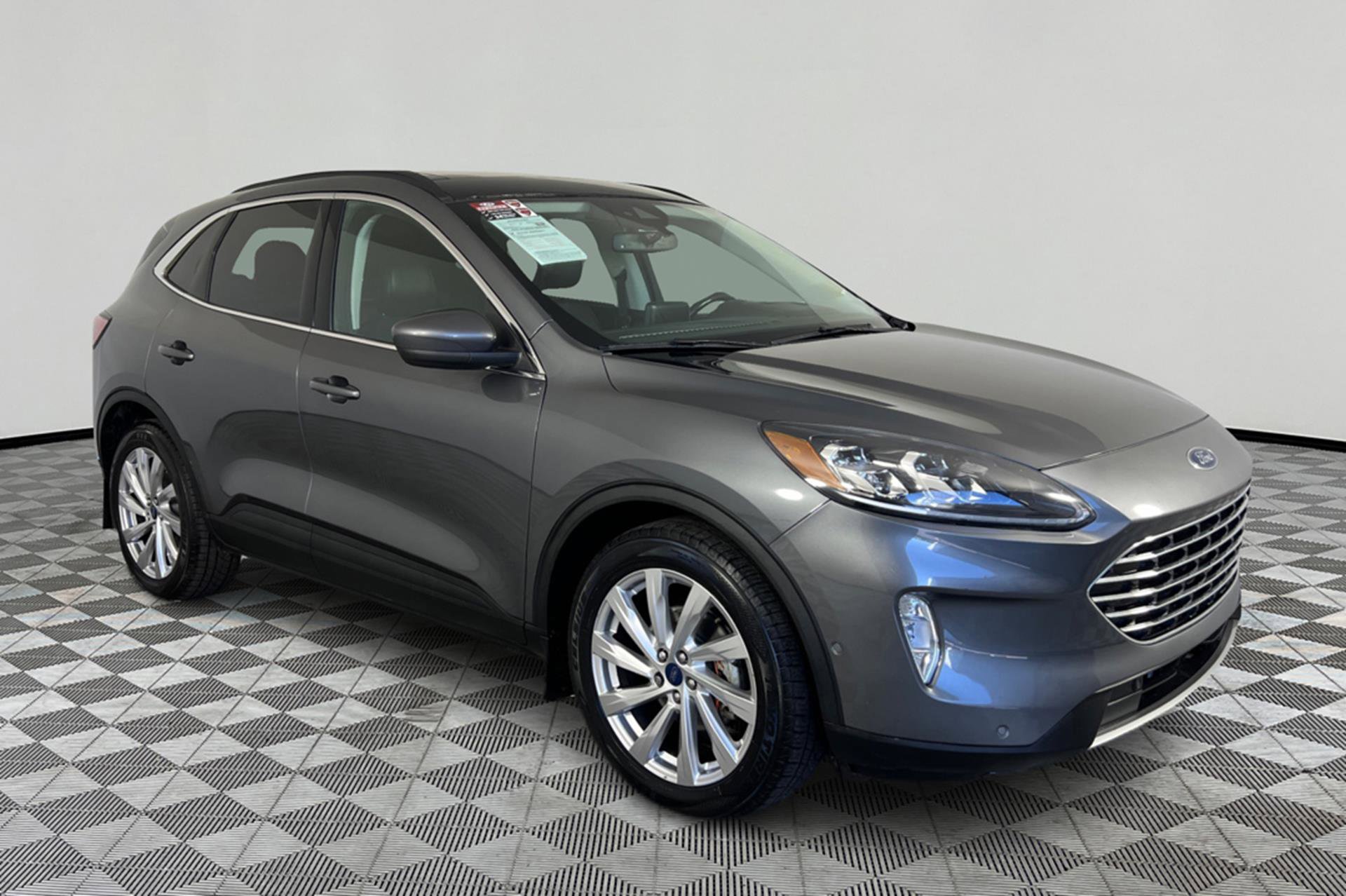 Vehicle image 3 of 29