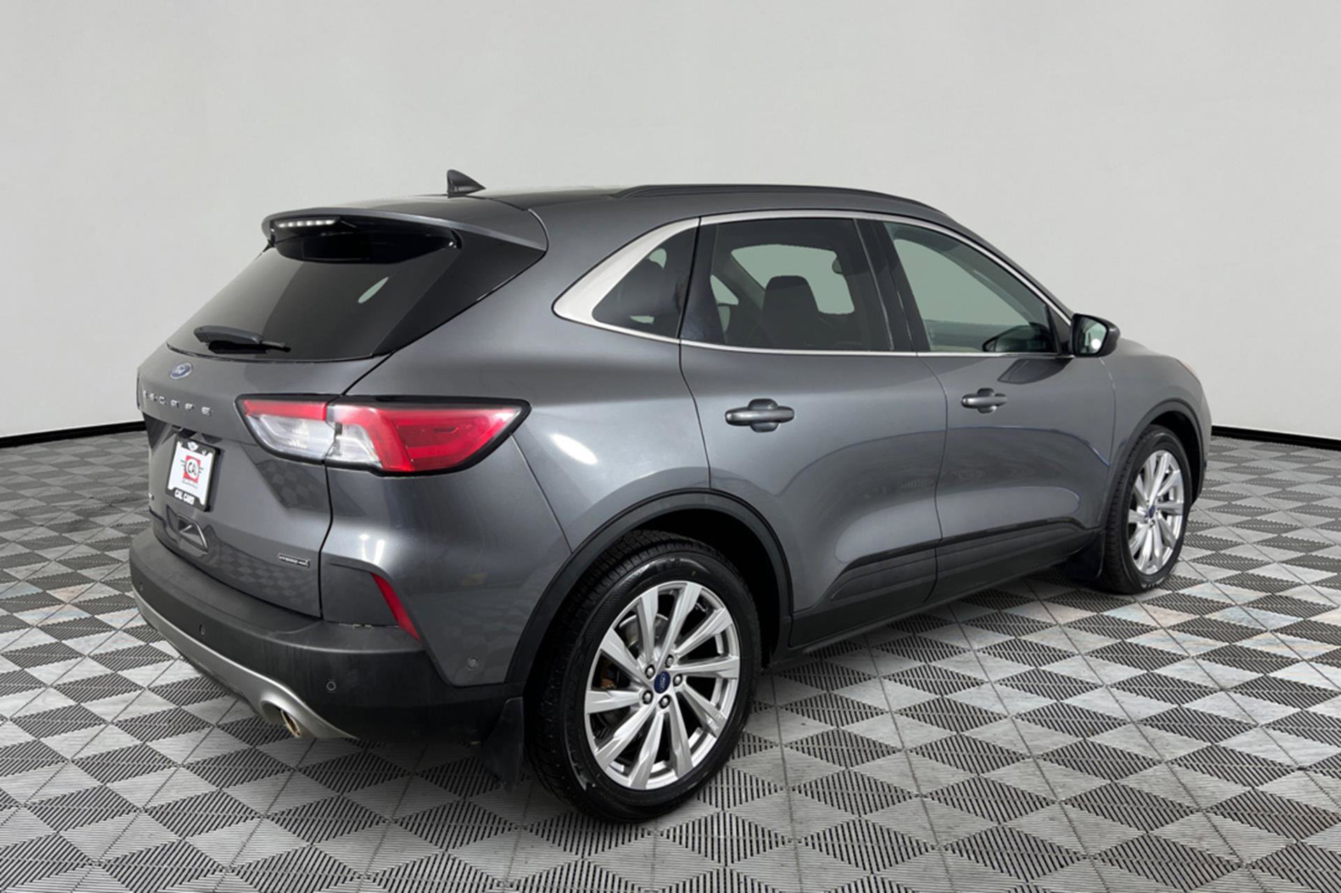 Vehicle image 4 of 29