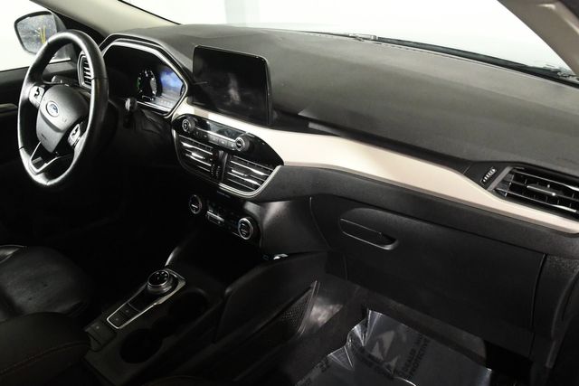 Vehicle image 23 of 29