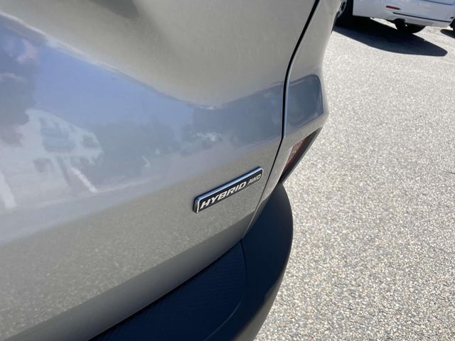 Vehicle image 12 of 37