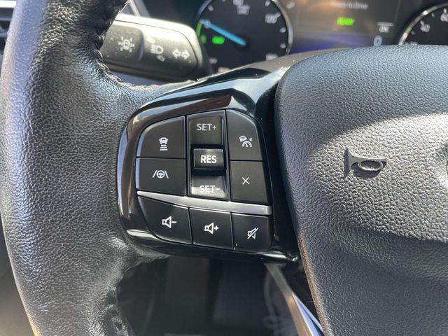 Vehicle image 34 of 37