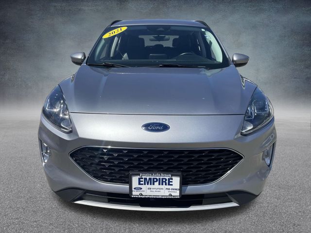 Vehicle image 2 of 37