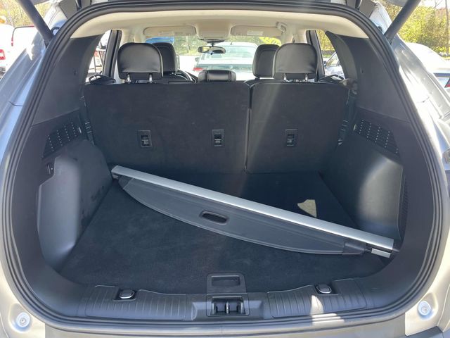 Vehicle image 13 of 37