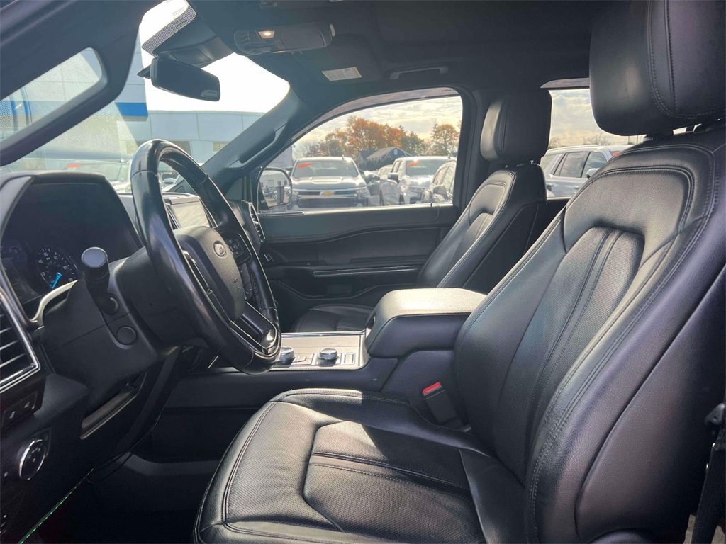 2021 Ford Expedition Limited Image 14 of 36