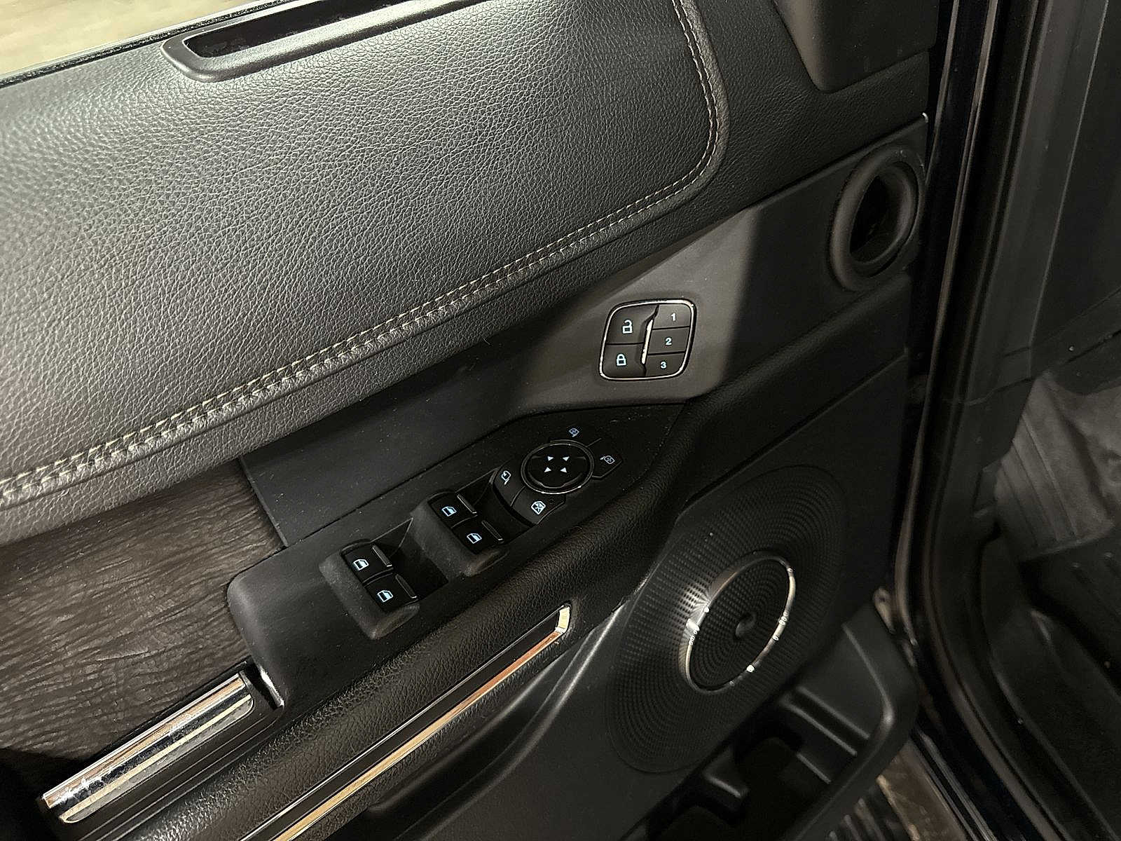 2021 Ford Expedition Limited Image 26 of 37