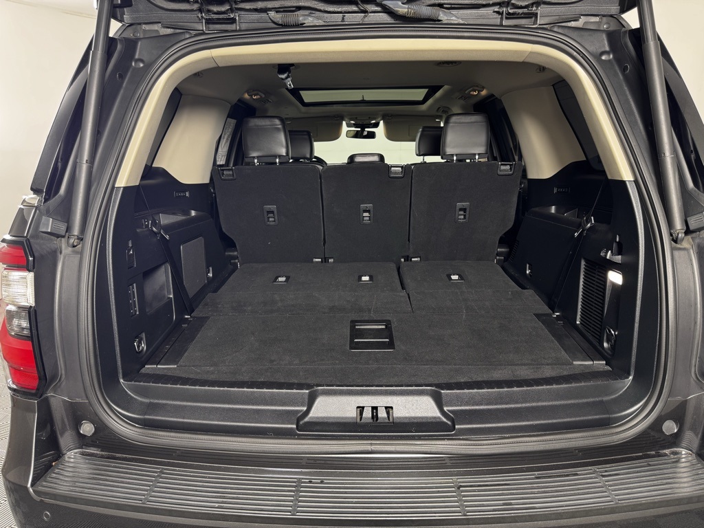 2021 Ford Expedition Platinum Image 9 of 24