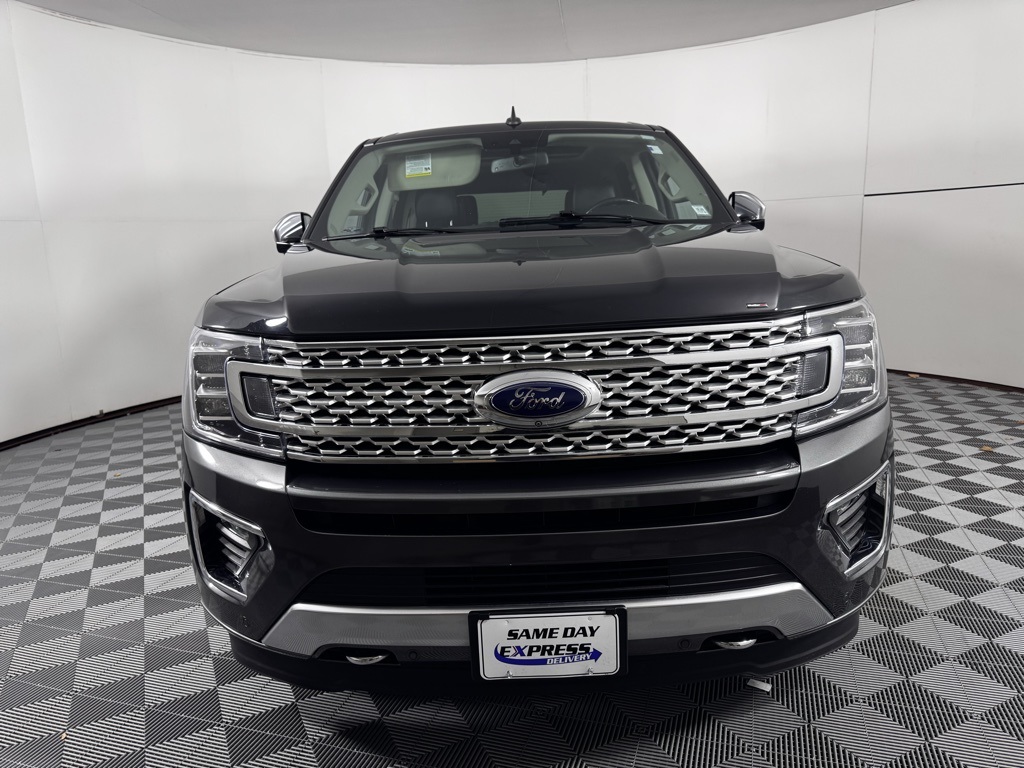 2021 Ford Expedition Platinum Image 2 of 24