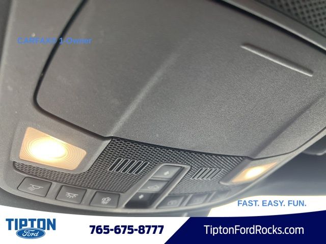 Vehicle image 23 of 31