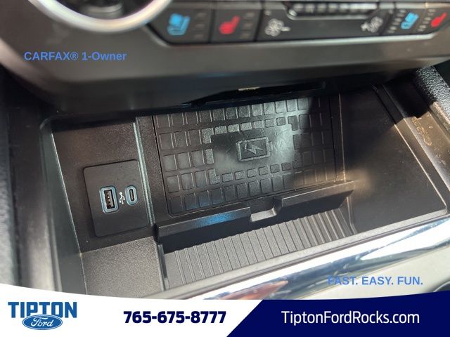 Vehicle image 17 of 31