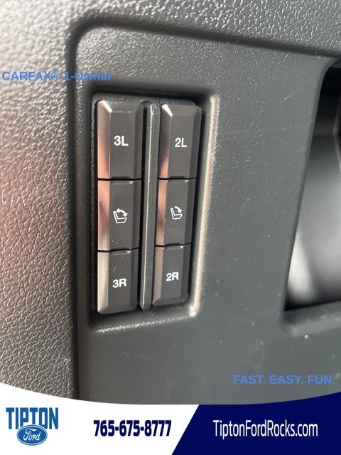 Vehicle image 28 of 31