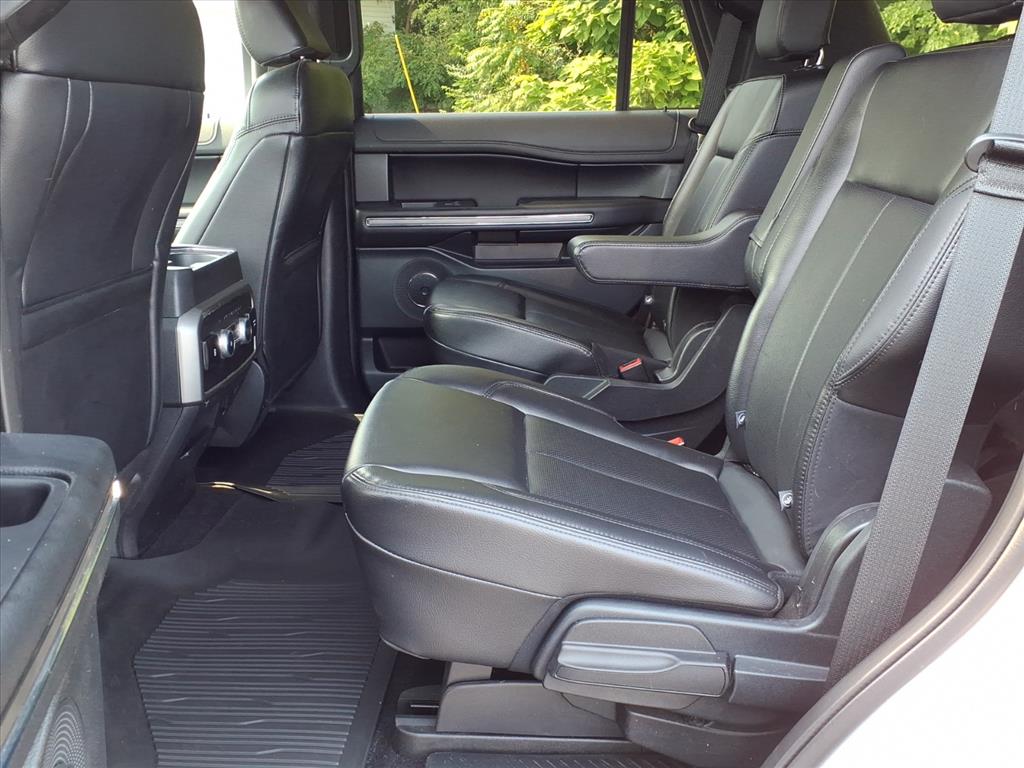 2021 Ford Expedition XLT Image 9 of 25