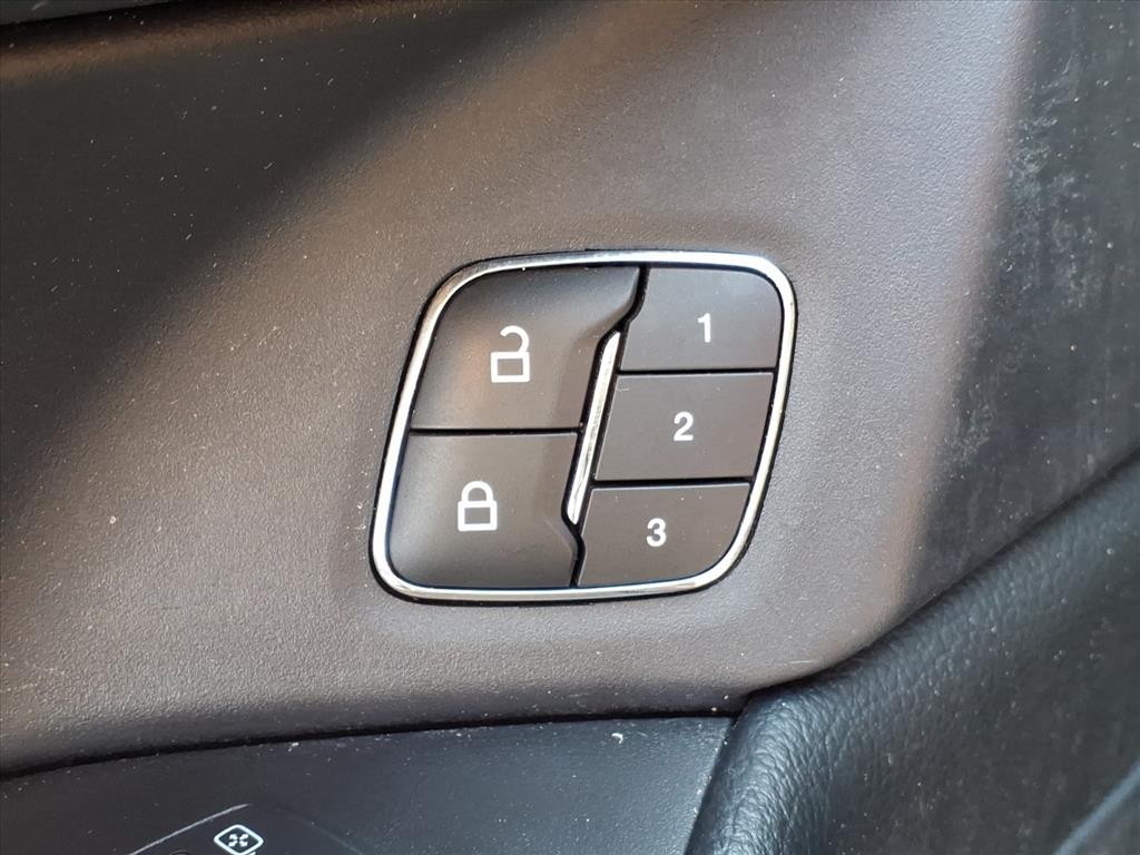 2021 Ford Expedition XLT Image 23 of 25