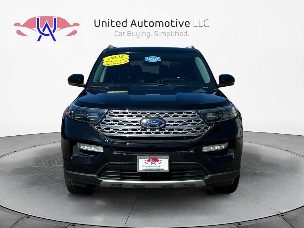 Vehicle image 2 of 44
