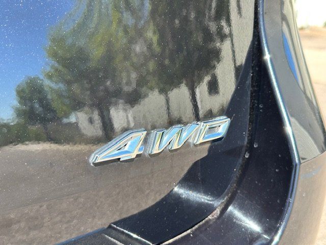 Vehicle image 39 of 44