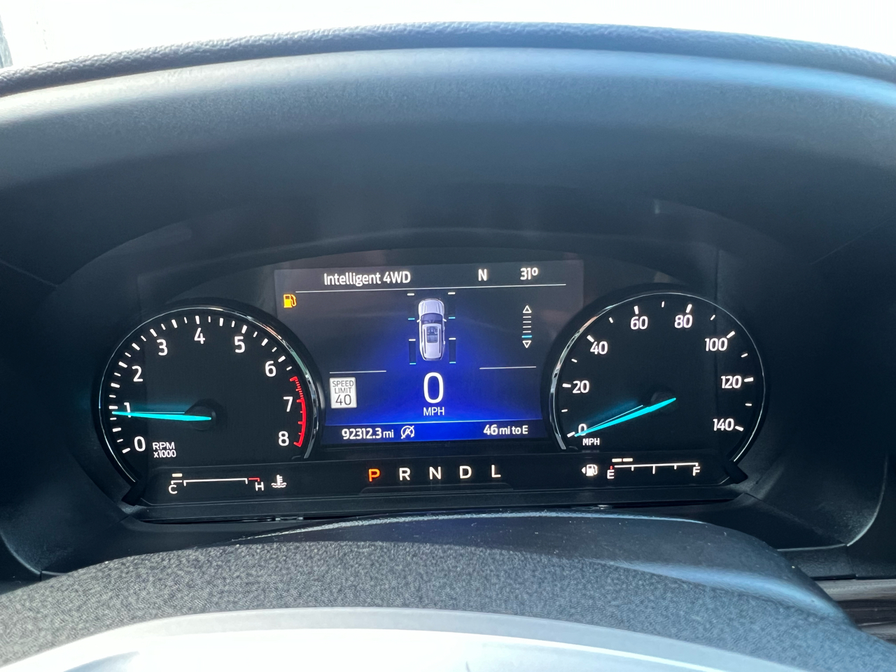Vehicle image 25 of 32