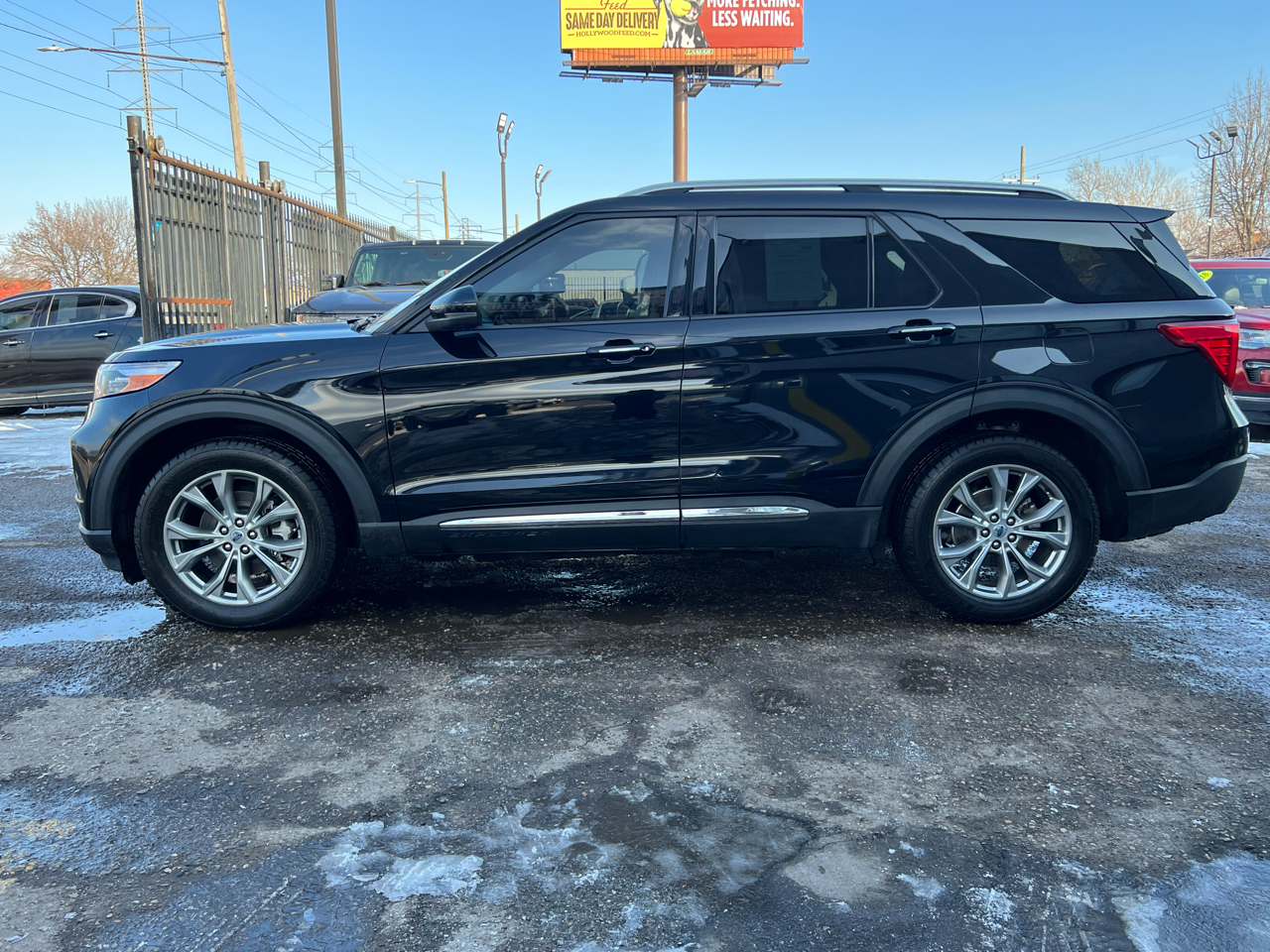 Vehicle image 9 of 32