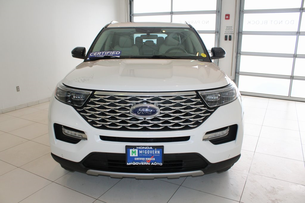 Vehicle image 2 of 48