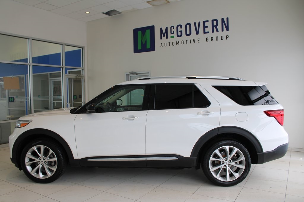 Vehicle image 7 of 48