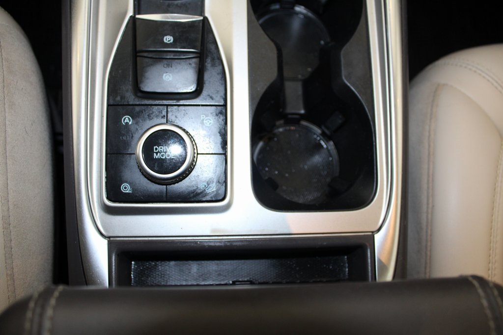 Vehicle image 36 of 48