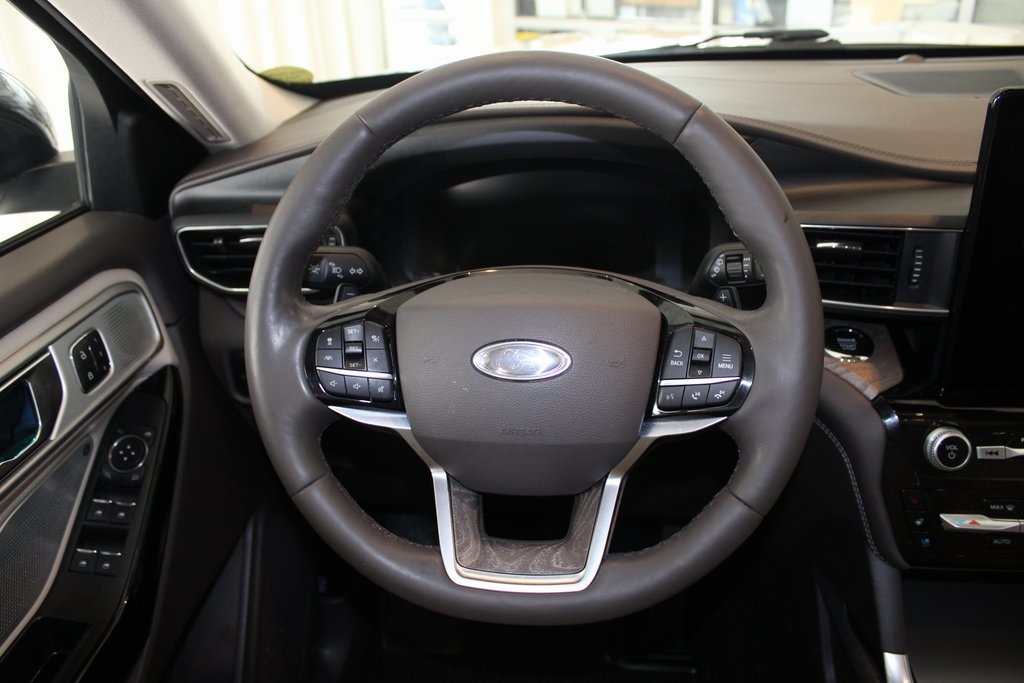 Vehicle image 20 of 48