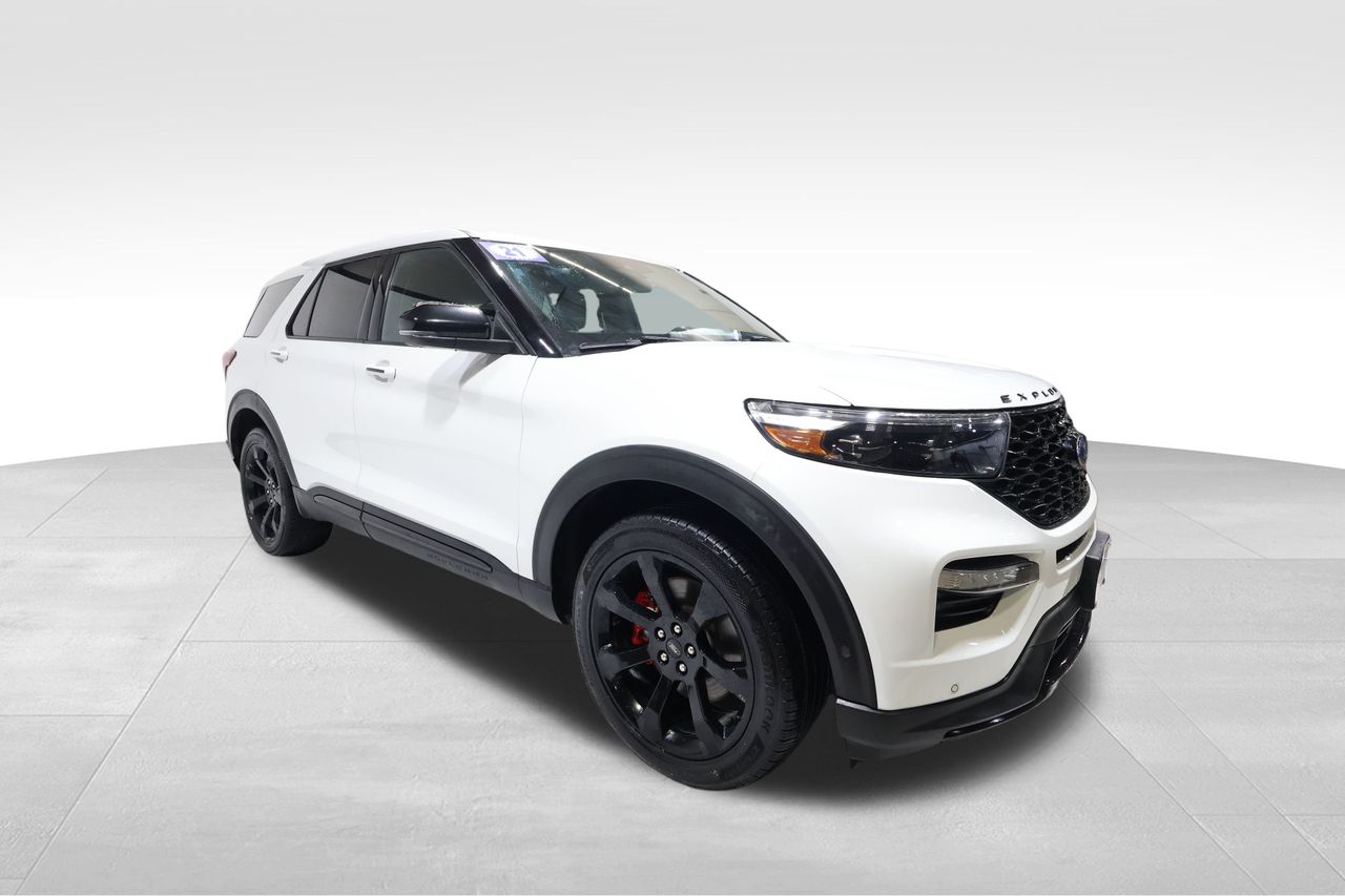 Vehicle image 3 of 38