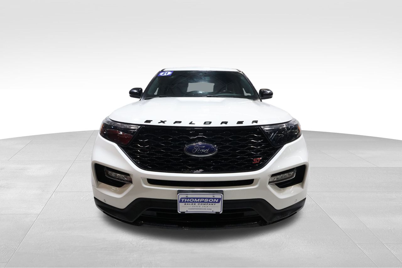 Vehicle image 2 of 38