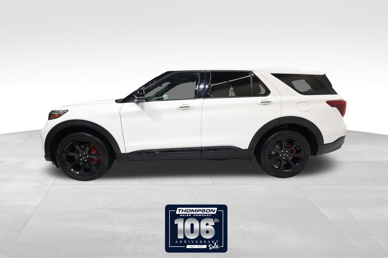 Vehicle image 8 of 38