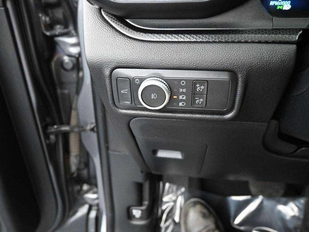 Vehicle image 52 of 53