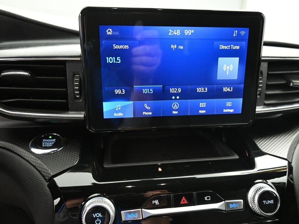Vehicle image 40 of 53